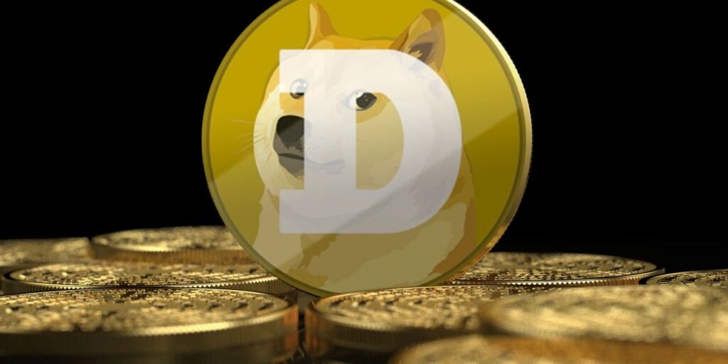 Dogecoin or EverGrow Coin- Which Crypto Will Gain Most In 2022?