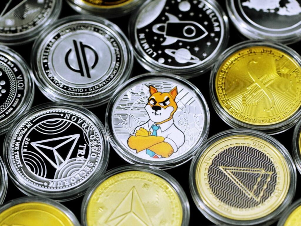 Biggest Ethereum Whale Acquires $223 Billion Shiba Inu Worth Over $5.7 Million; Ranks Top Holding Of Largest ETH Wallets