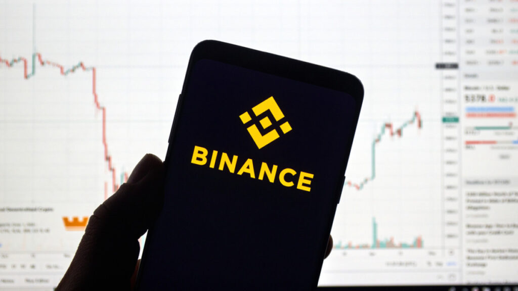 Dutch Central Bank Fines Binance $3.3 Million, Bitcoin Rises